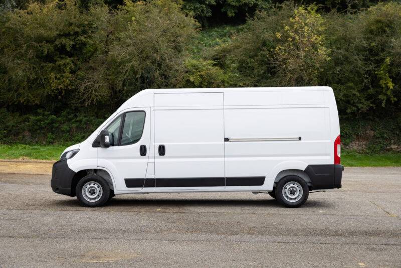 First Flexi Lease Peugeot Boxer Fn 3