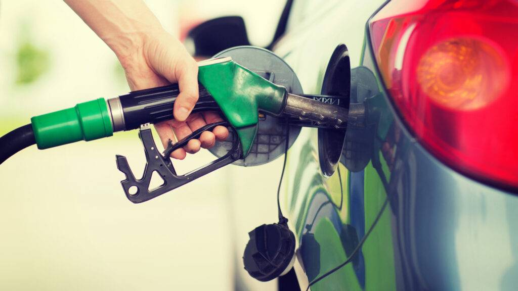 Filling up fuel in a car